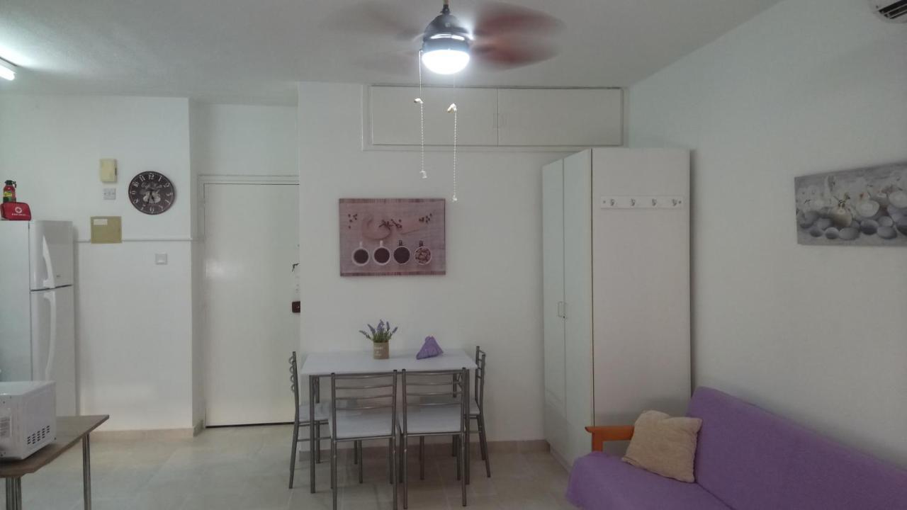 Lca4 Flat For You Apartment Larnaka Exterior foto